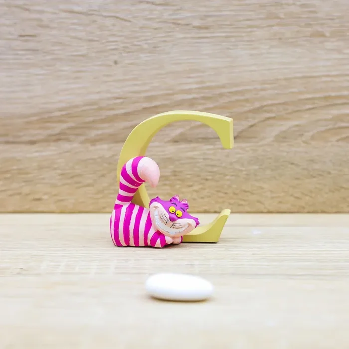 “C” Stregatto Cheshire di Alice nel Paese delle Meraviglie Disney