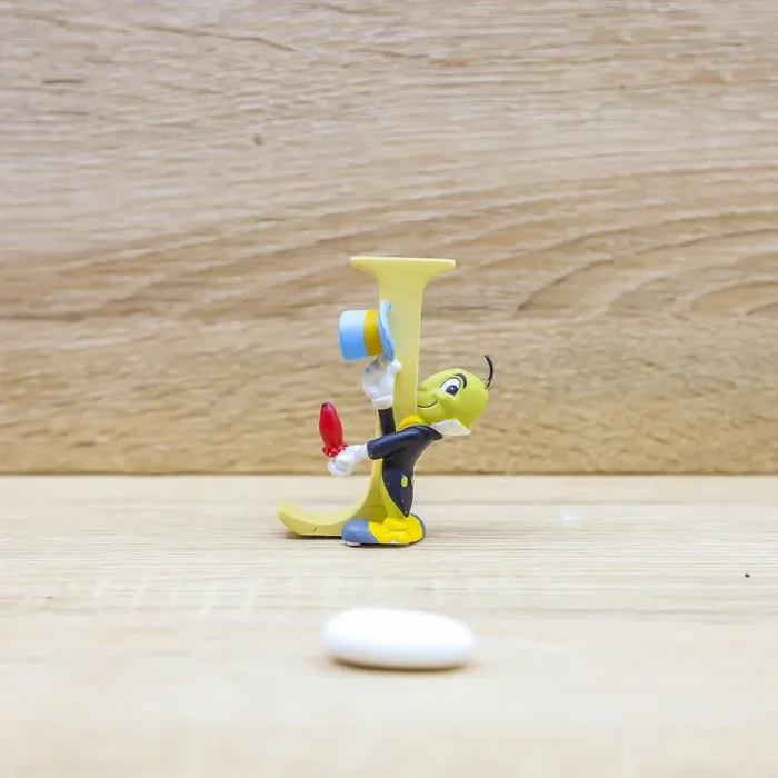 “J” Jiminy Cricket il Grillo Disney Moda