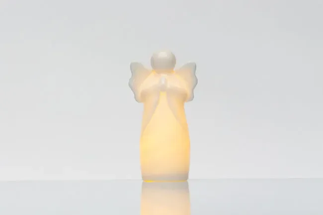 ANGELO IN PORCELLANA BIANCA CON LED (h.11,5cm)