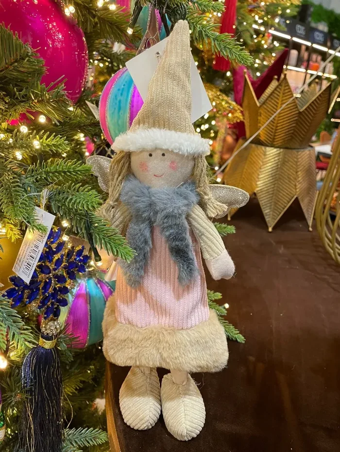 ARPIMEX Angioletto di Natale con Cappello Beige in Stoffa H 35 Cm Rosa Fornitura - immagine 2