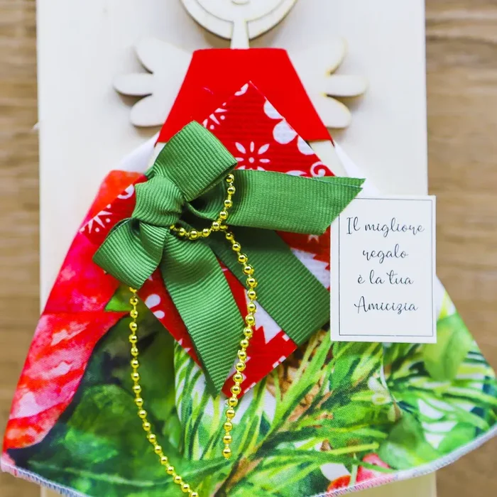 Bimba/Angelo delle Feste con Pacco Regalo Beccalli - immagine 3