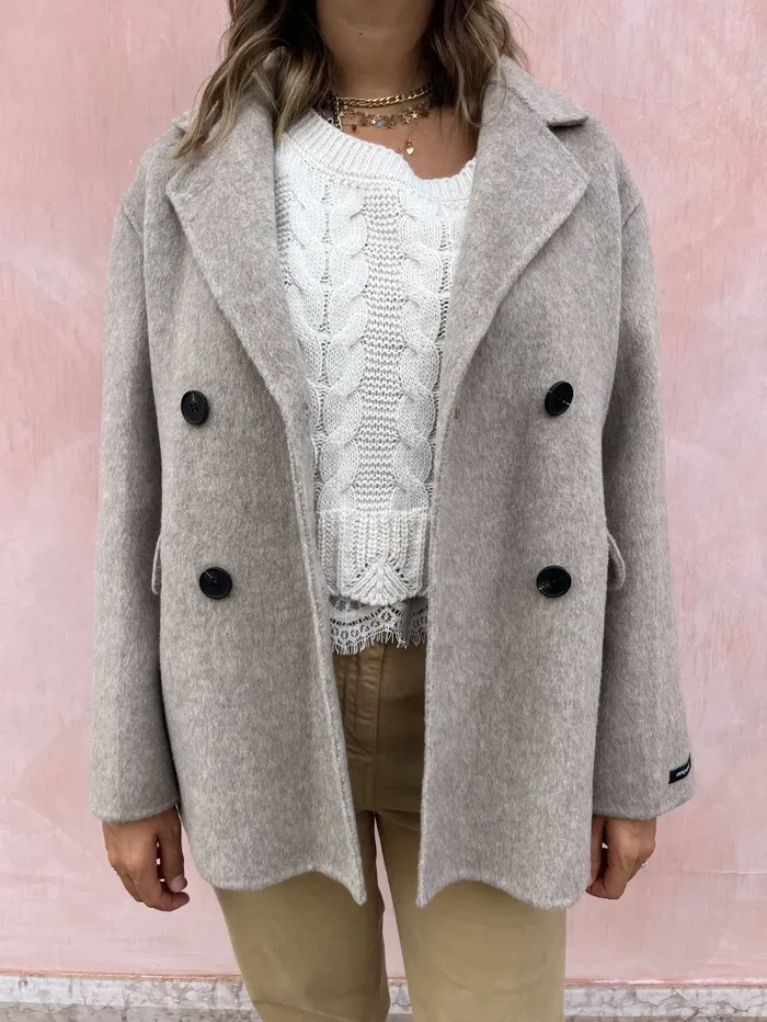 CAPPOTTO CORTO MAX M. Online