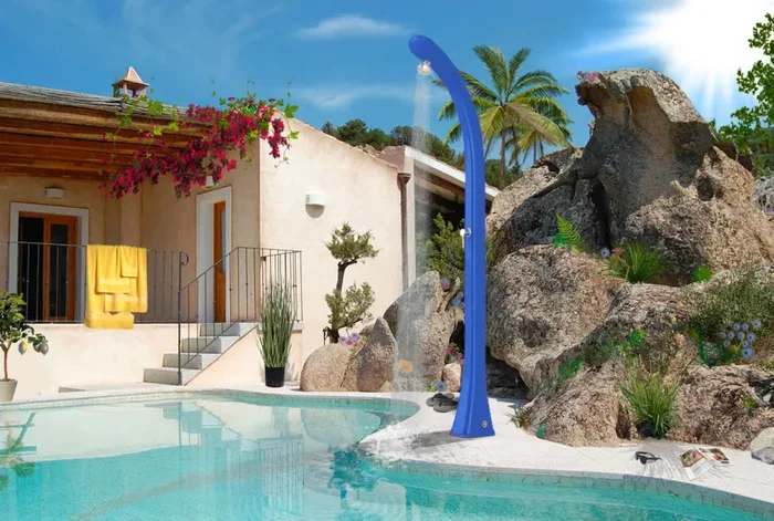 Doccia Solare da Esterno Giardino 20L Miscelatore Arkema Happy One Bianco Vendita online