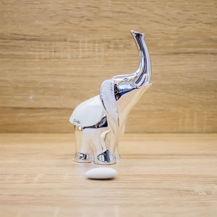 Elefante Argento, Corazza con Decori Agento Lully Argenti