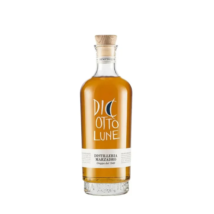 Grappa le Diciotto Lune invecchiamento 18 mesi Distilleria Marzadro 70 Cl