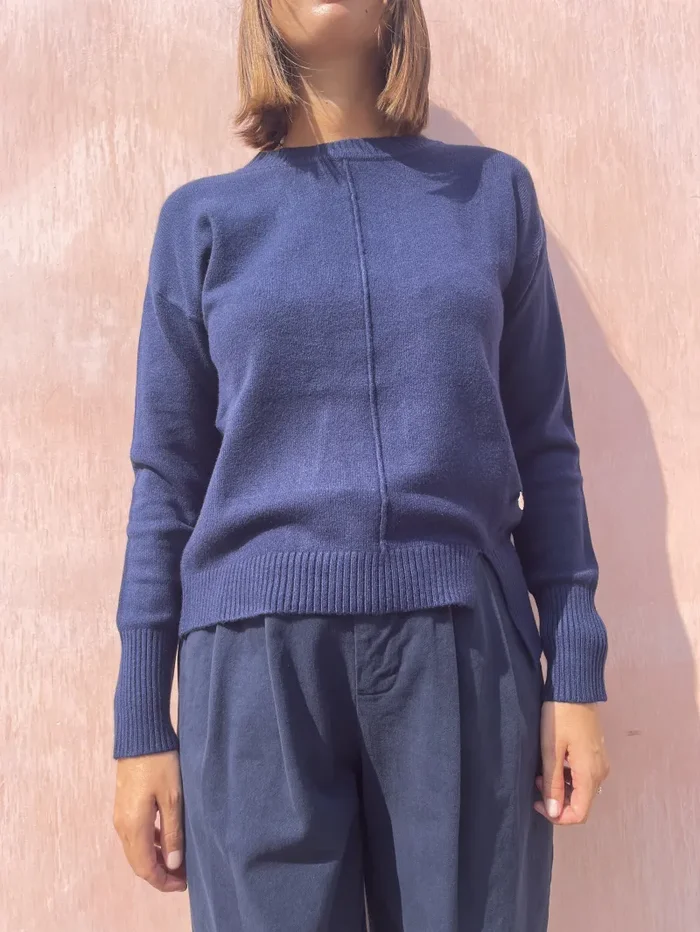 MAGLIONCINO GIROCOLLO CON SPACCHI - immagine 3