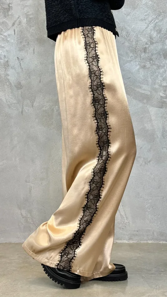 PANTALONE PALAZZO CON PIZZO - immagine 2