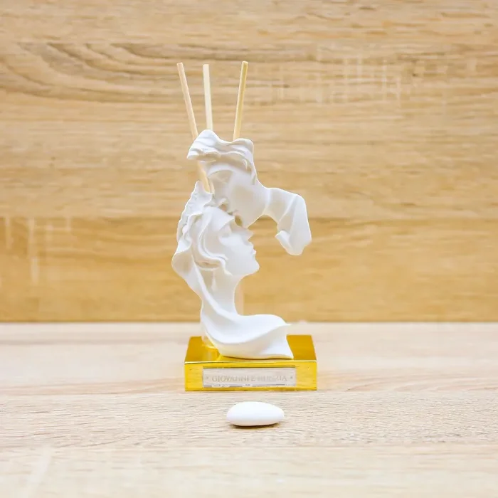 Profumatore “Il Bacio” Coppia Innamorati Giovinarte