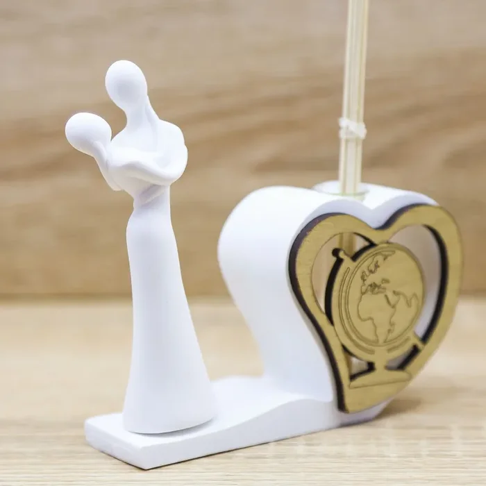 Profumatore Cuore con Mappamondo e Coppia Sposi - immagine 3