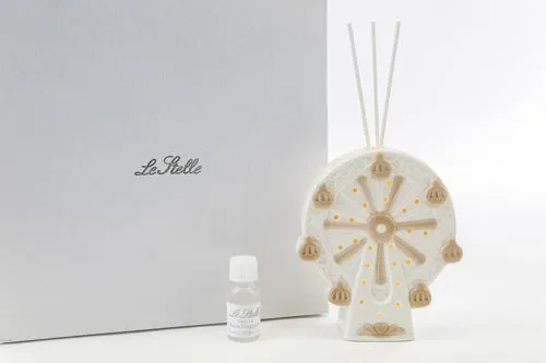 PROFUMATORE RUOTA PANORAMICA PORCELLANA CON ASTUCCIO 12x3xh.14 CM