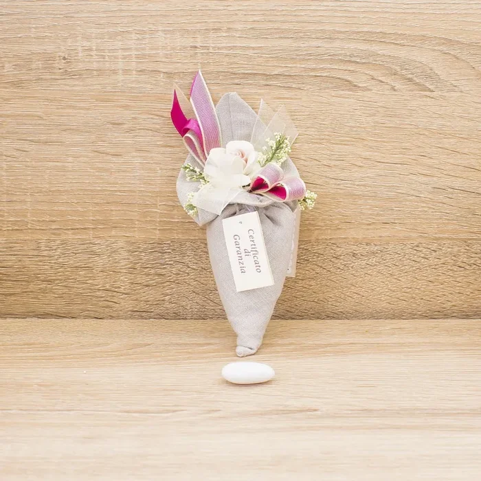 Sacchetto Cono Fucsia con Fiore e Sali Profumati La Vie en Rose In saldo