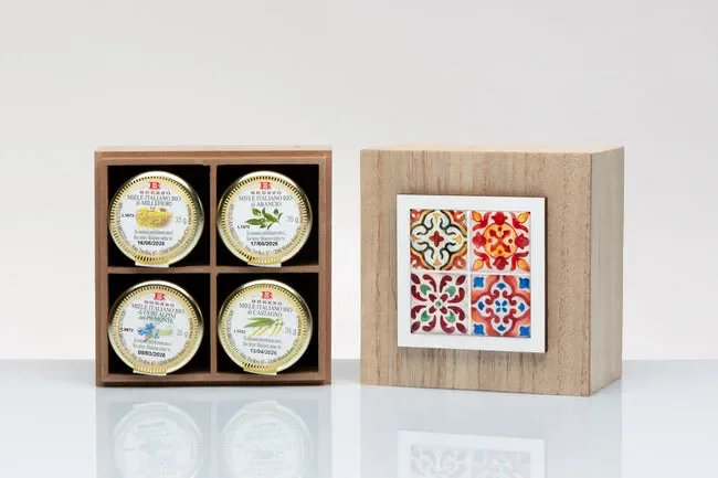 SCATOLA IN LEGNO DEGUSTAZIONE CON 4 MIELI DECORO SICILY