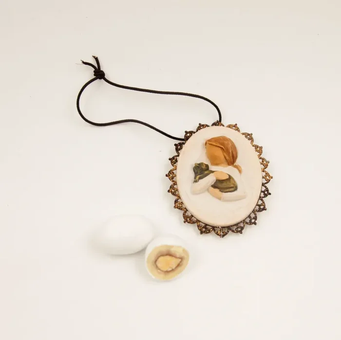 Statuina “Soprattutto, Gentilezza” Willow Tree