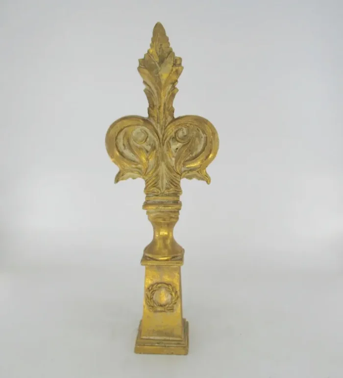 Vimin Box Puntale Decorativo con Base Nastale H 62 Cm L 21 Cm L 11 Cm Oro